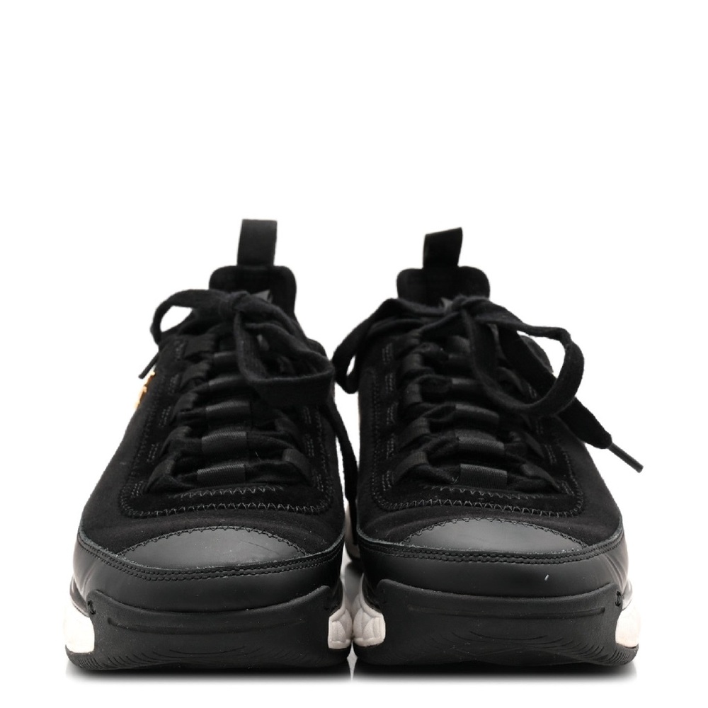 CHANEL Women's Sleek Black Sneakers - Picture 4 of 9